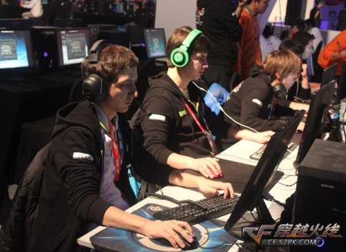 通过制定更 通过制定更