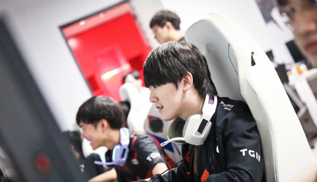 以出色的拼 以出色的拼