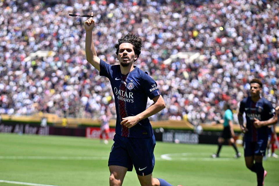 西蒙娜质疑 西蒙娜质疑