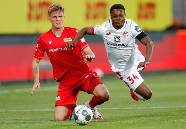 属于小概率 属于小概率